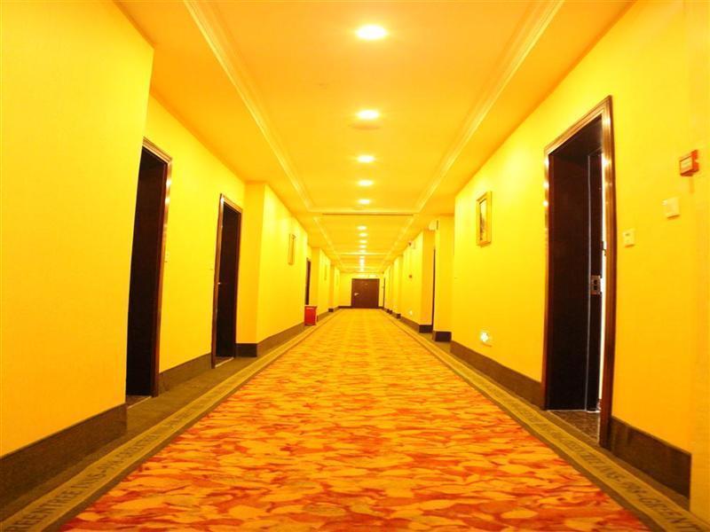 Greentree Inn Guangdong Shantou Gurao Gugui Road Business Hotel Εξωτερικό φωτογραφία